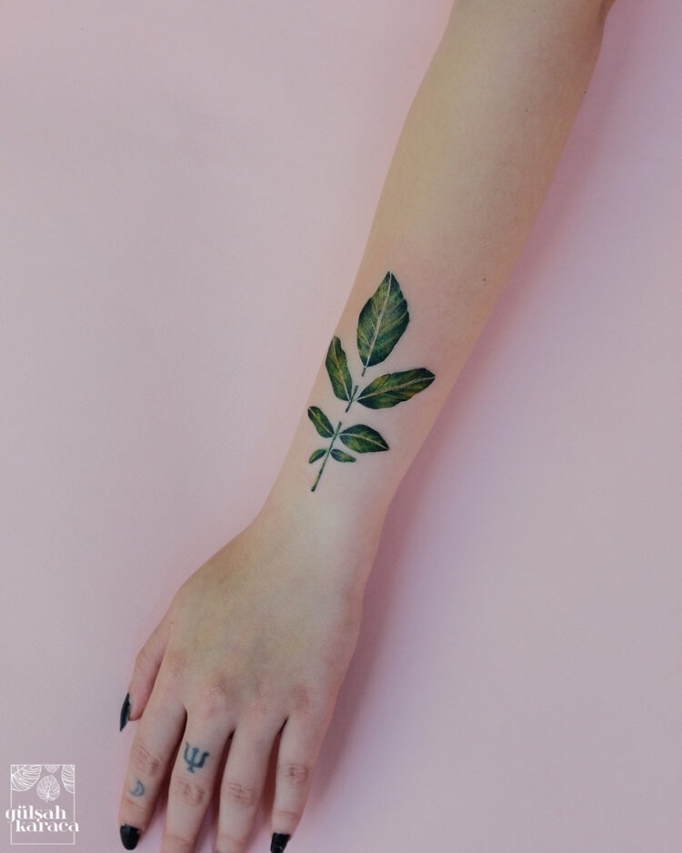 gullsah karaca feet 6