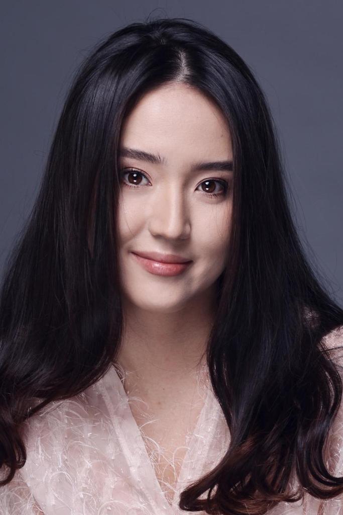 gulnaz zholanova feet 6