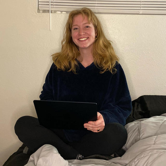 gwendlyn brown feet 4