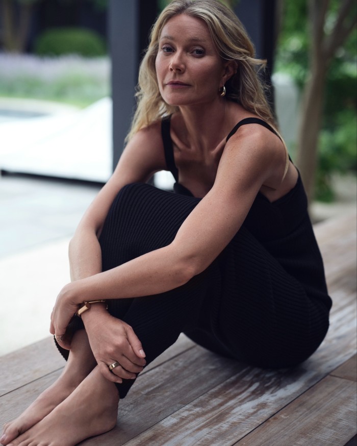 gwyneth guthrie feet