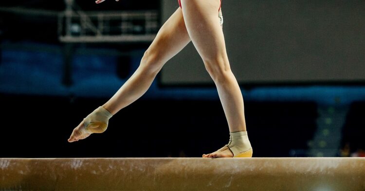 gymnast ronja feet 3