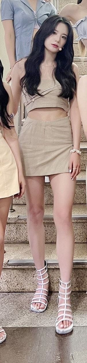gyuri feet 6