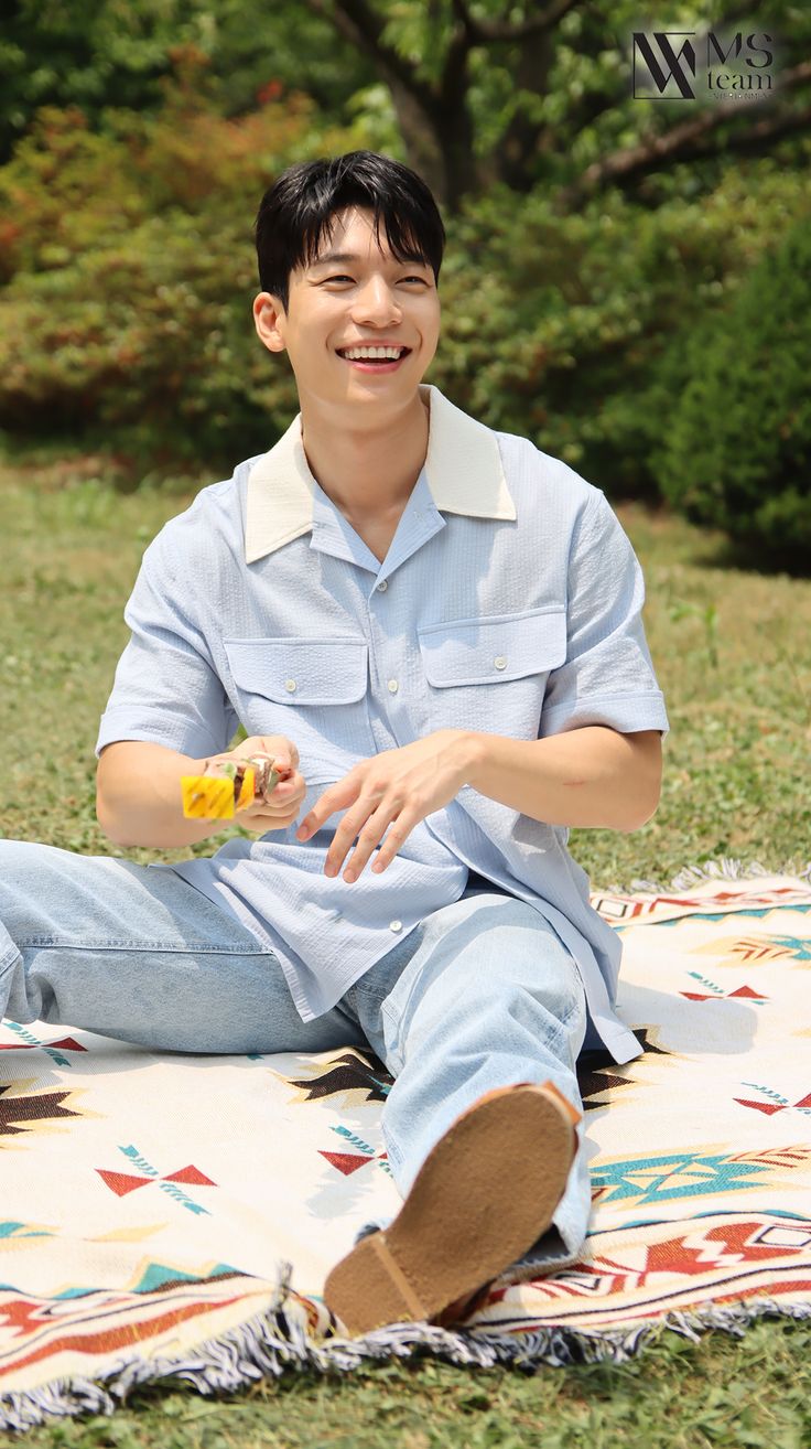 ha joon young feet 3