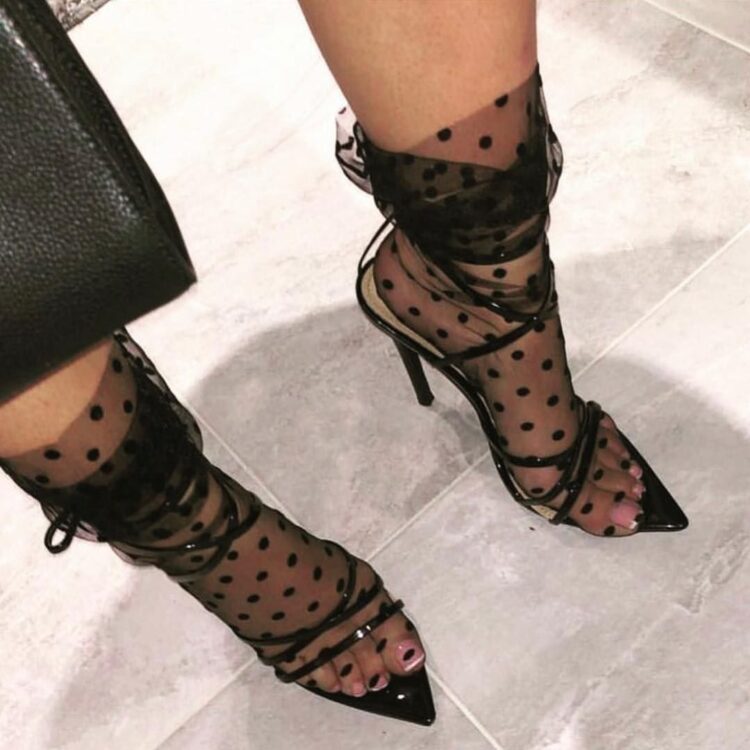 hadiiya barbel feet 5