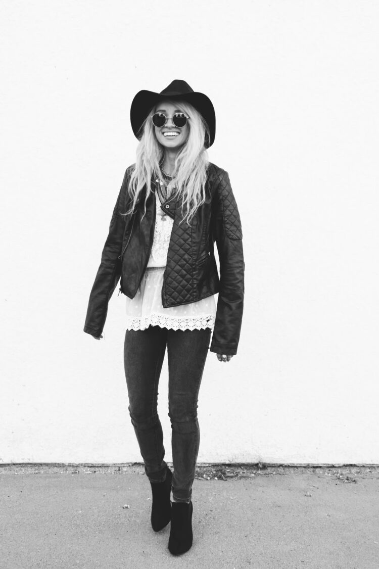 hailey kneprath feet 4