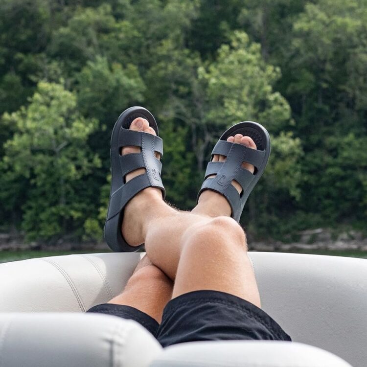 hailey louise scott feet 6