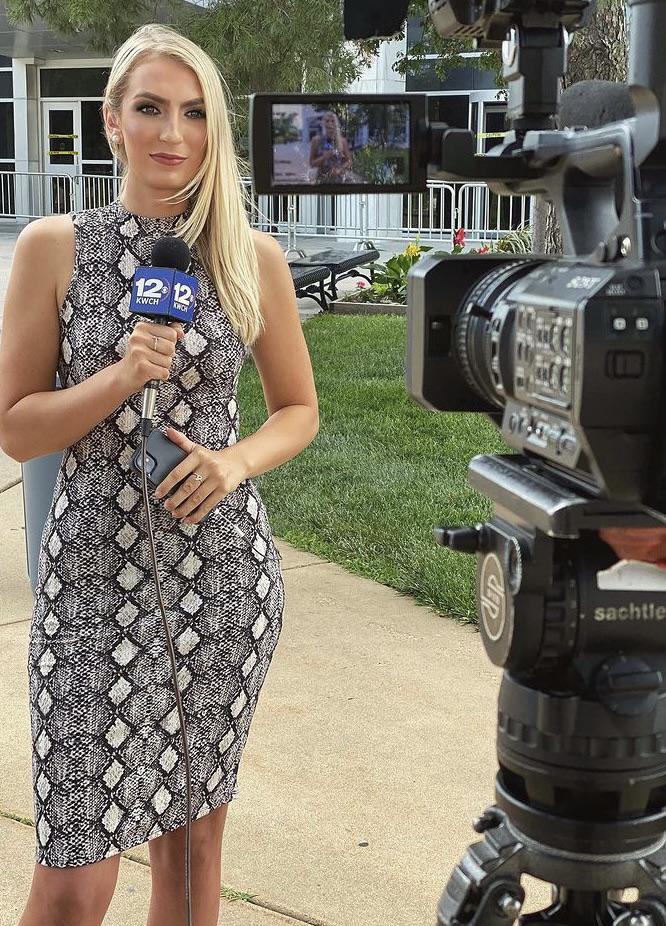 hailey tucker feet 6