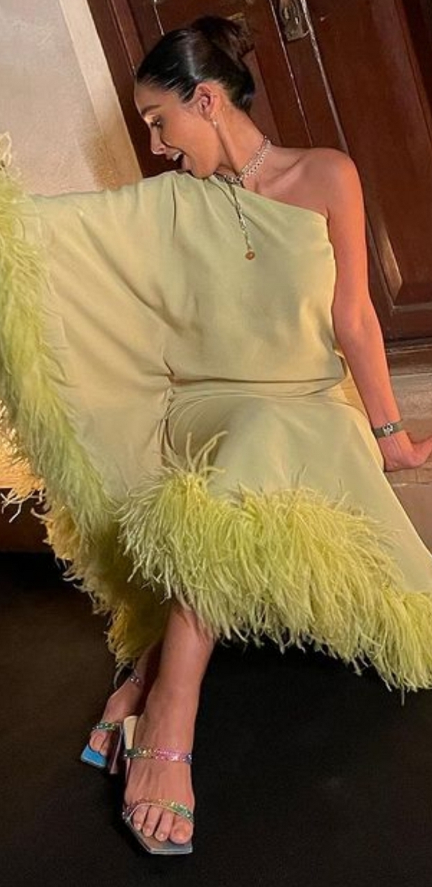 hala abdallah feet 4