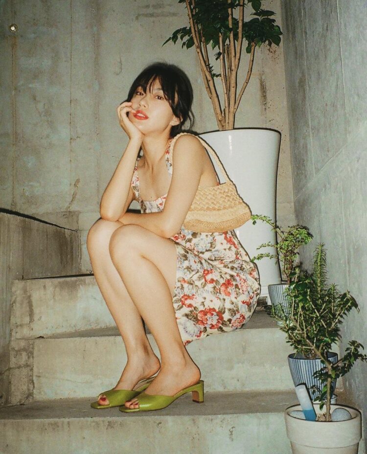 haley kim feet 3