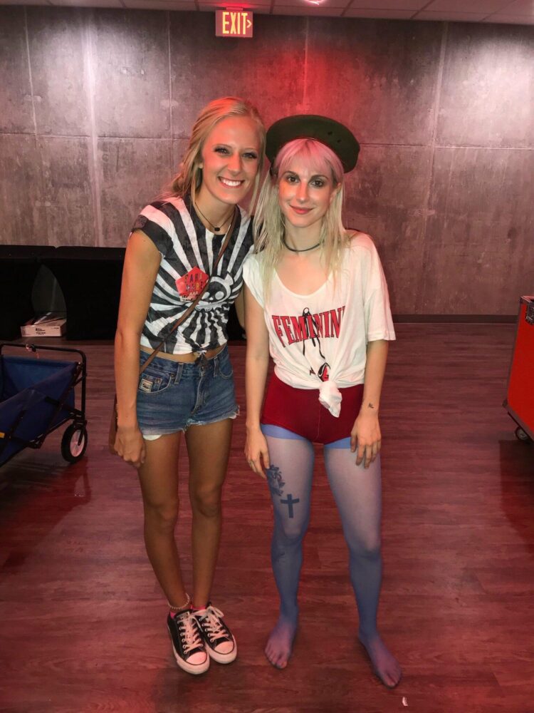 haley willams feet 6