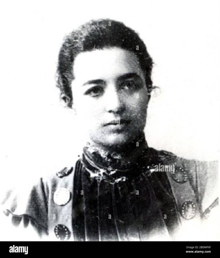 hamida javanshir feet