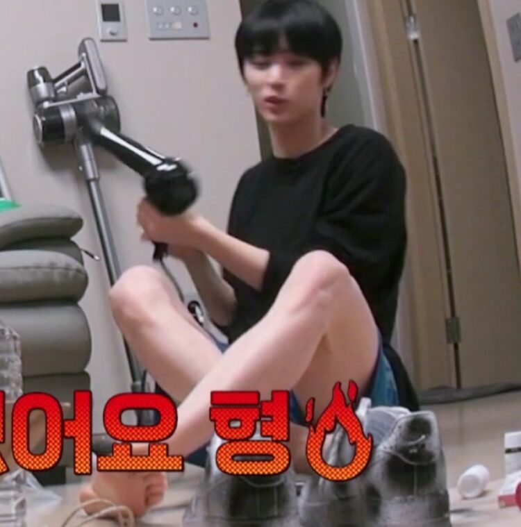 han dong feet 1