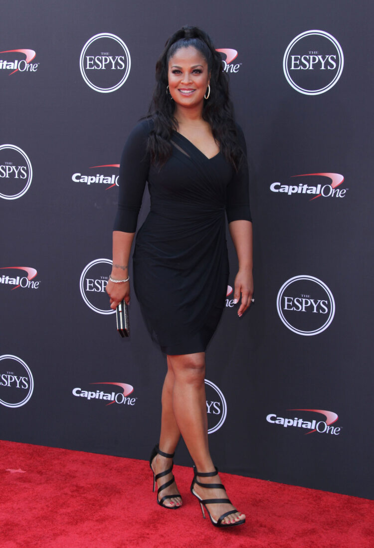 hana ali feet 2 scaled