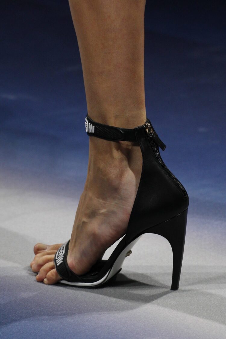 hana soukupova feet 2 scaled