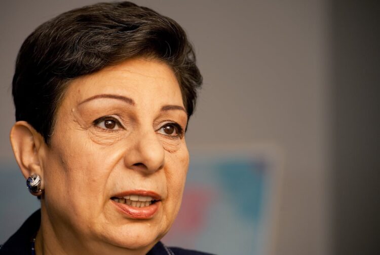 hanan ashrawi feet 4