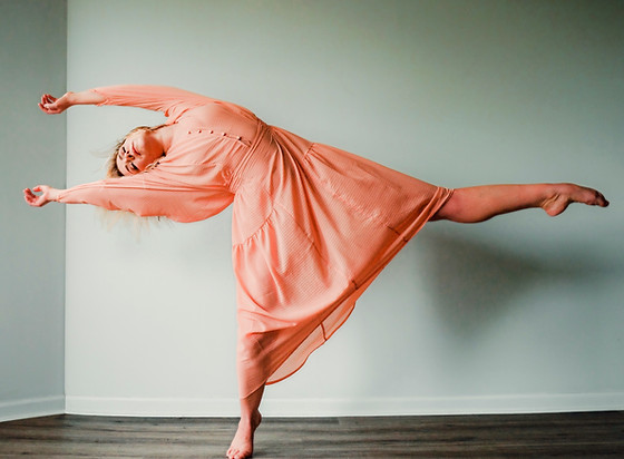 hanna elisabeth feet 6