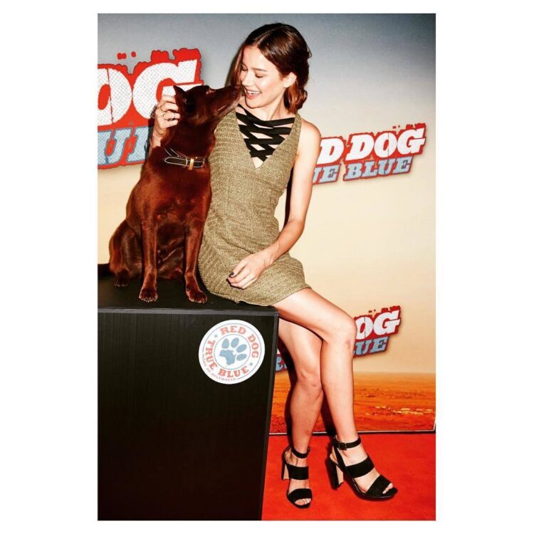 hanna mangan lawrence feet 1