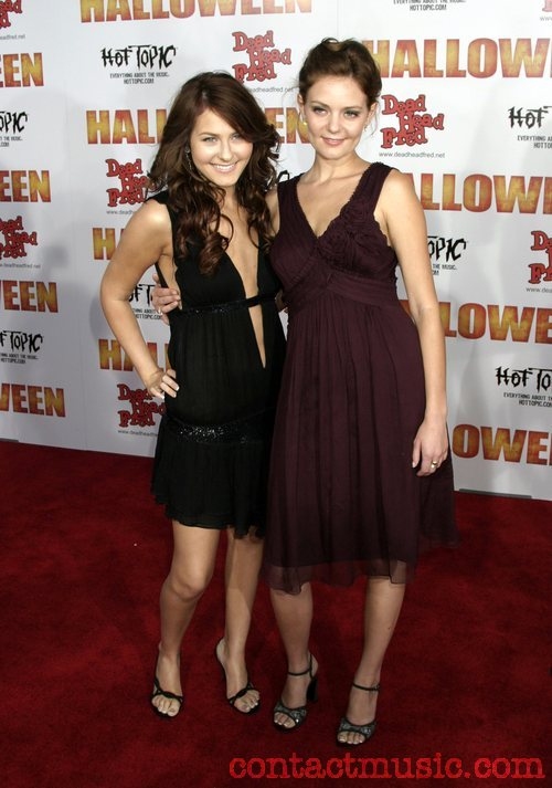 hanna r. hall feet 4