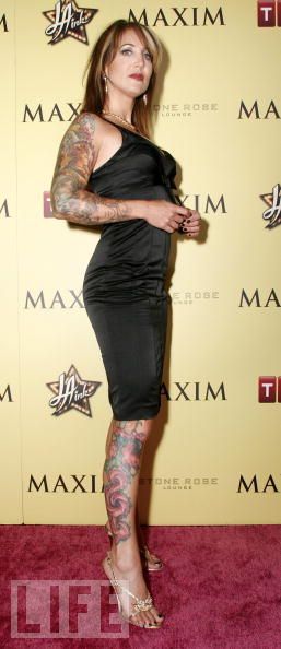 hannah aitchison feet