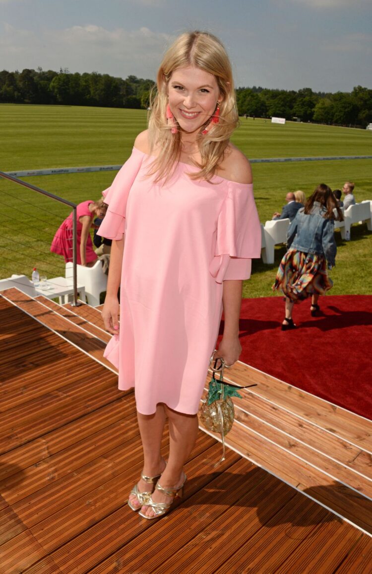 hannah arterton feet 6