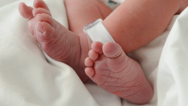 hannah beth jackson feet 3