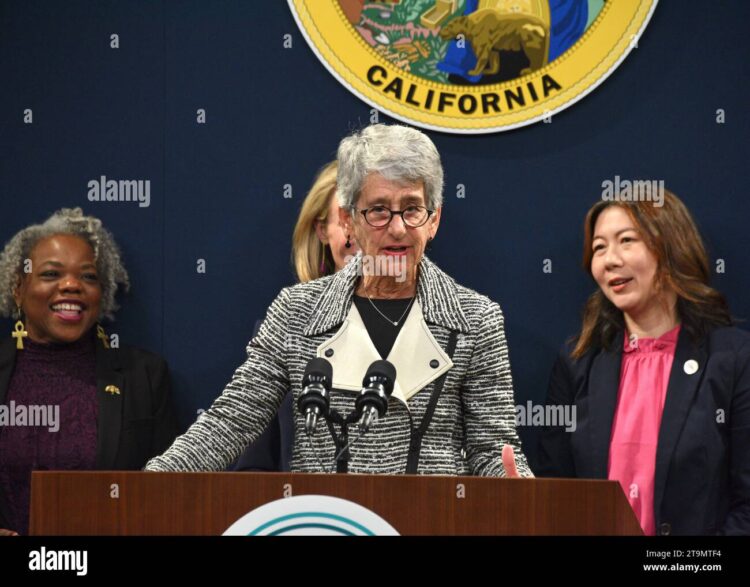 hannah beth jackson feet 5