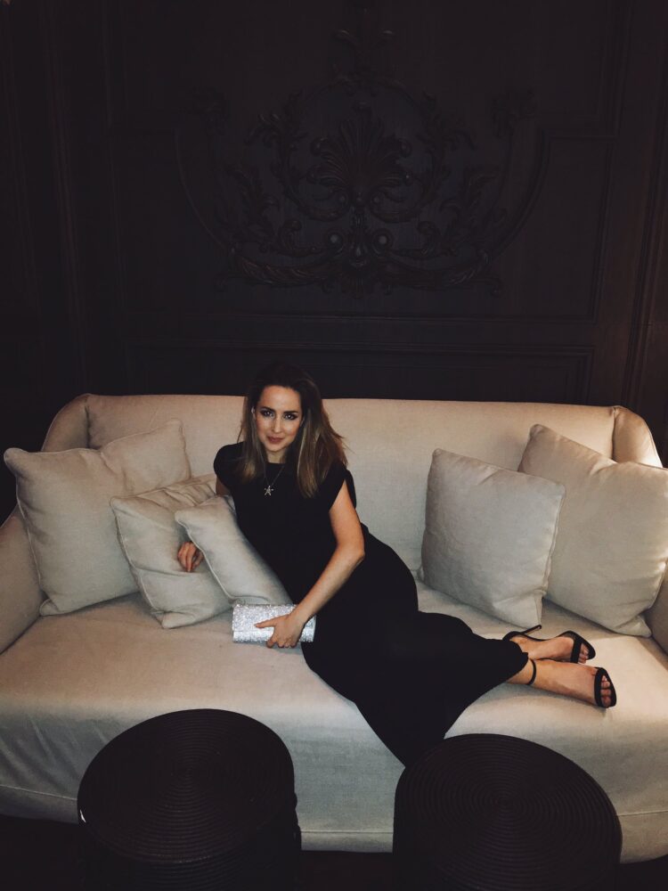 hannah elless feet 2