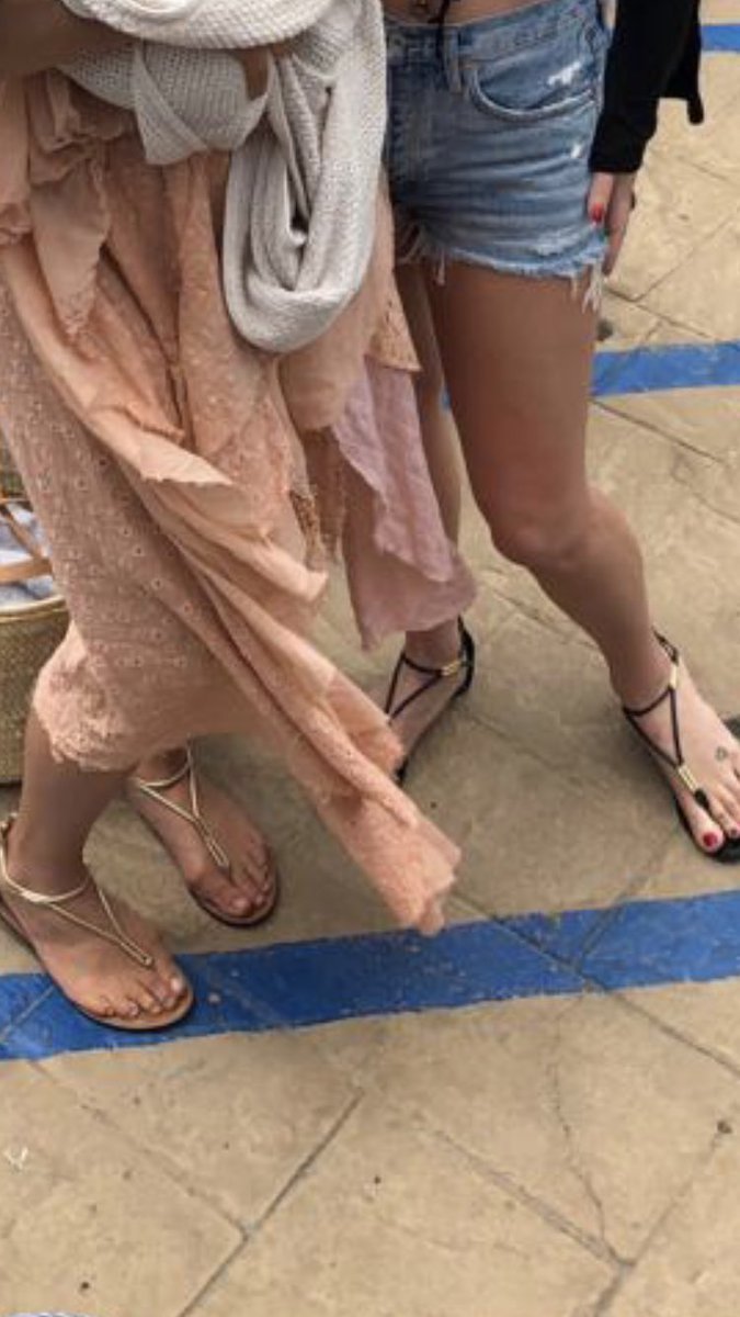 hannah ferrier feet 1