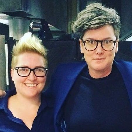 hannah gadsby feet 1