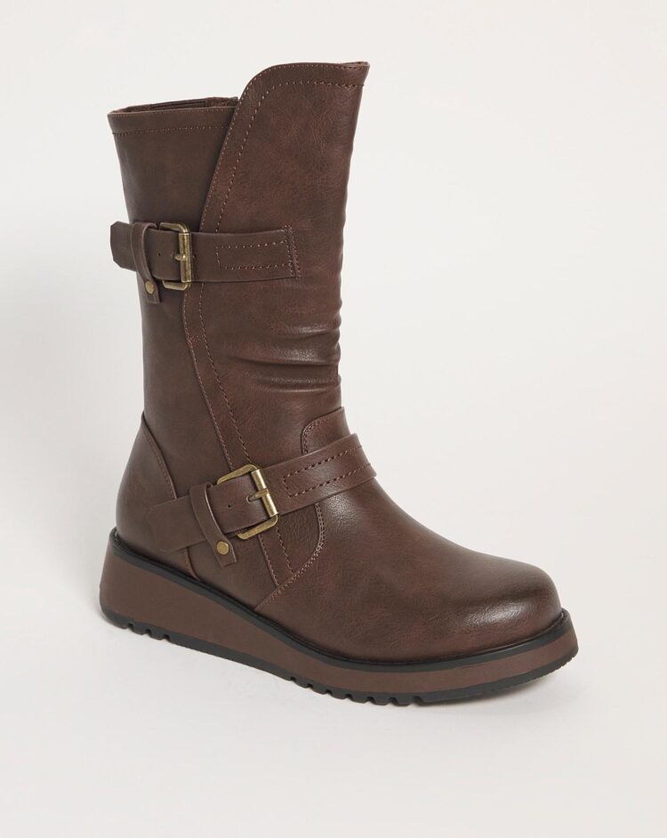 hannah geller feet 6