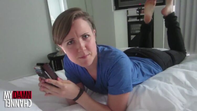 hannah hart feet 2
