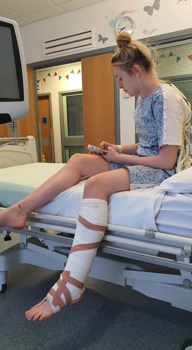 hannah hospital feet 3