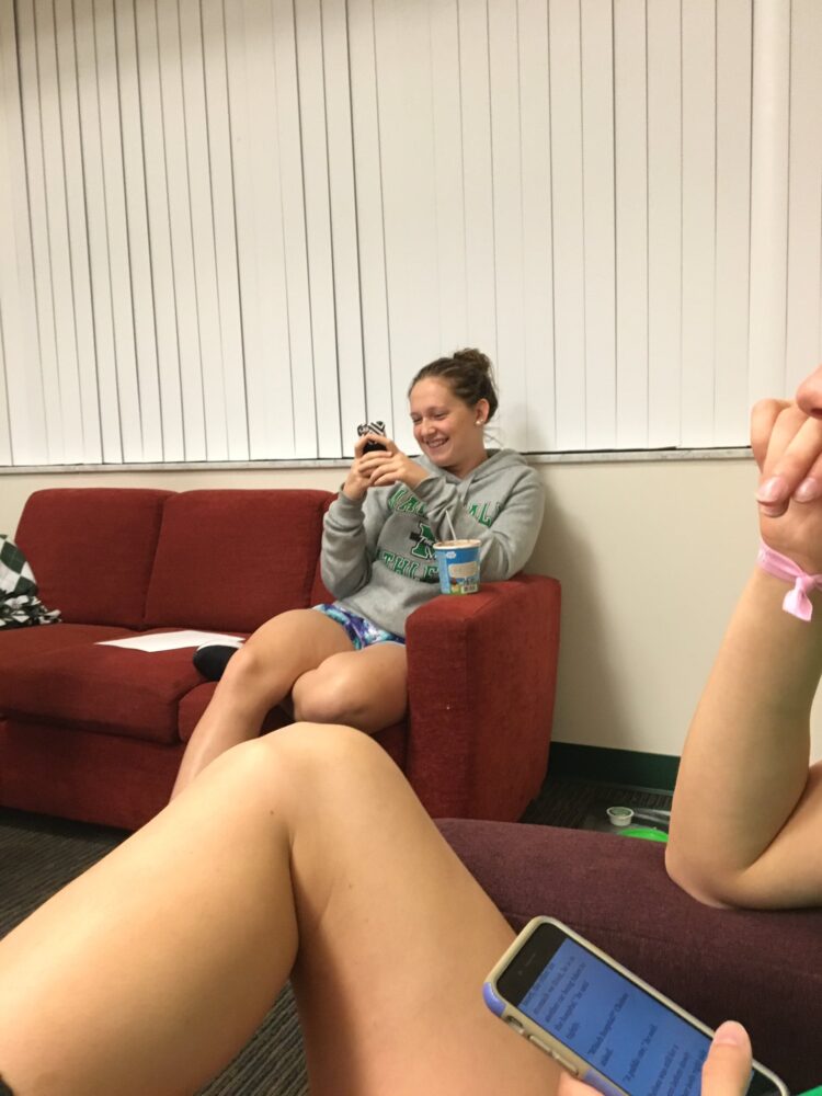 hannah hospital feet 5