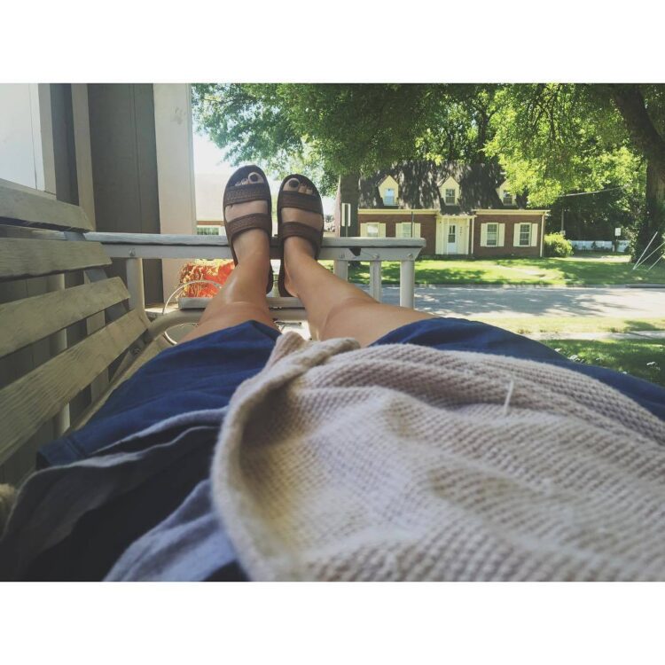 hannah huston feet 2