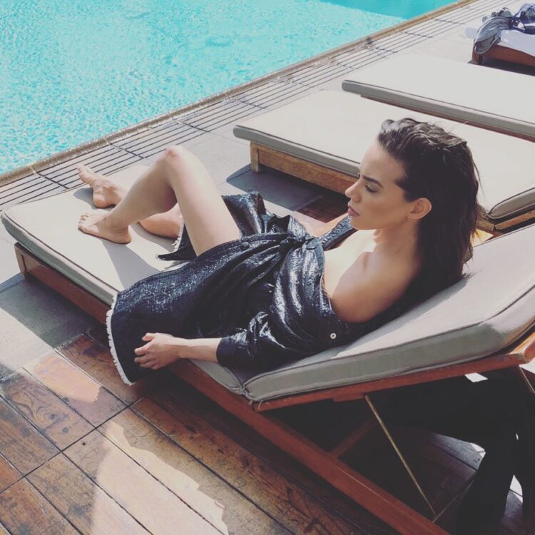 hannah john kamen feet 4