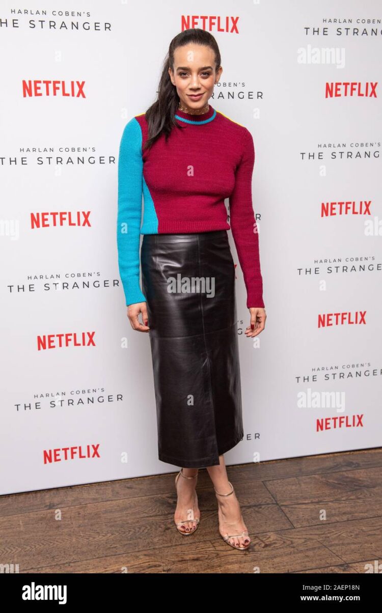 hannah john kamen feet 5