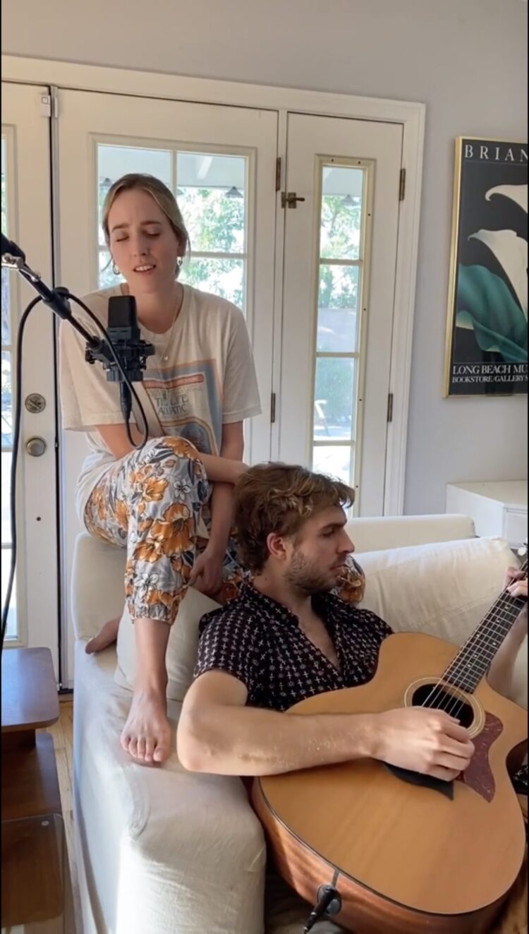 hannah leigh feet scaled