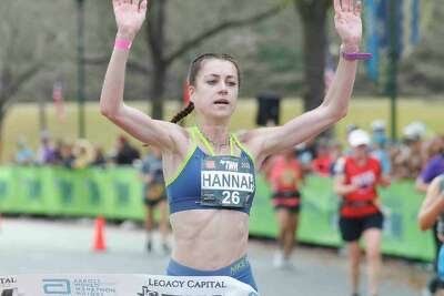 hannah miller feet 5