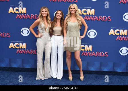 hannah mulholland feet 3