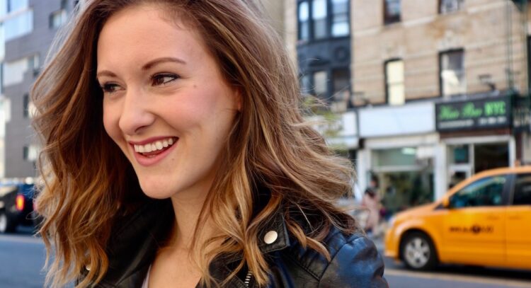 hannah russell feet 6