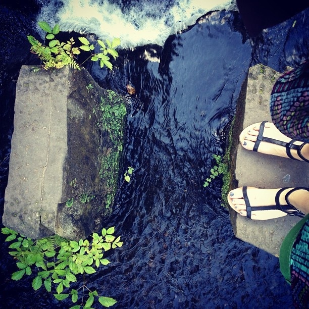 hannah trigwell feet 3