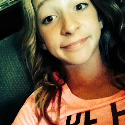 hannah underwood feet 1