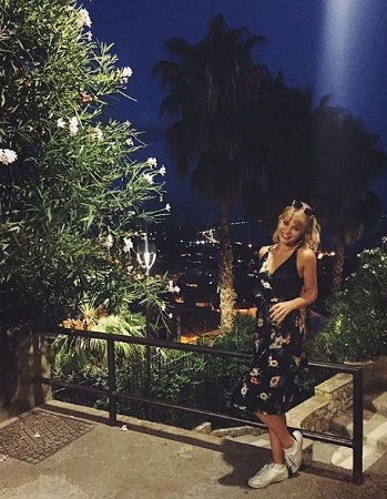 hannah van der westhuysen feet 4