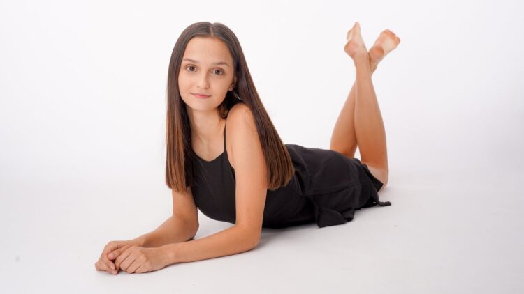 hannah widell feet 6