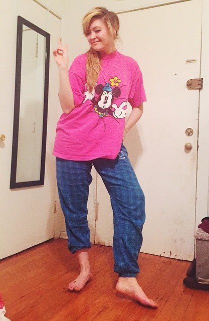 hannah williams feet 2