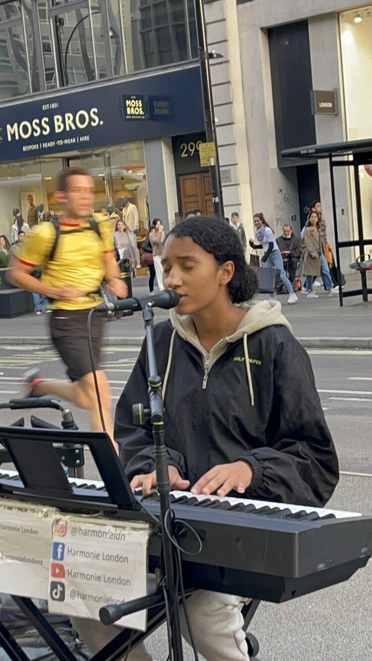 harmonie london feet 3