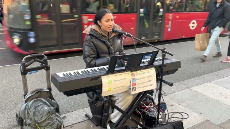 harmonie london feet 5