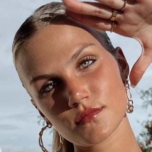 harper kaminski feet 6