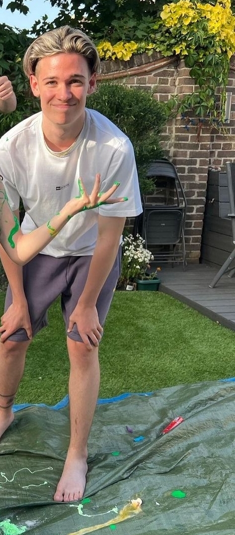 harvey feet 5