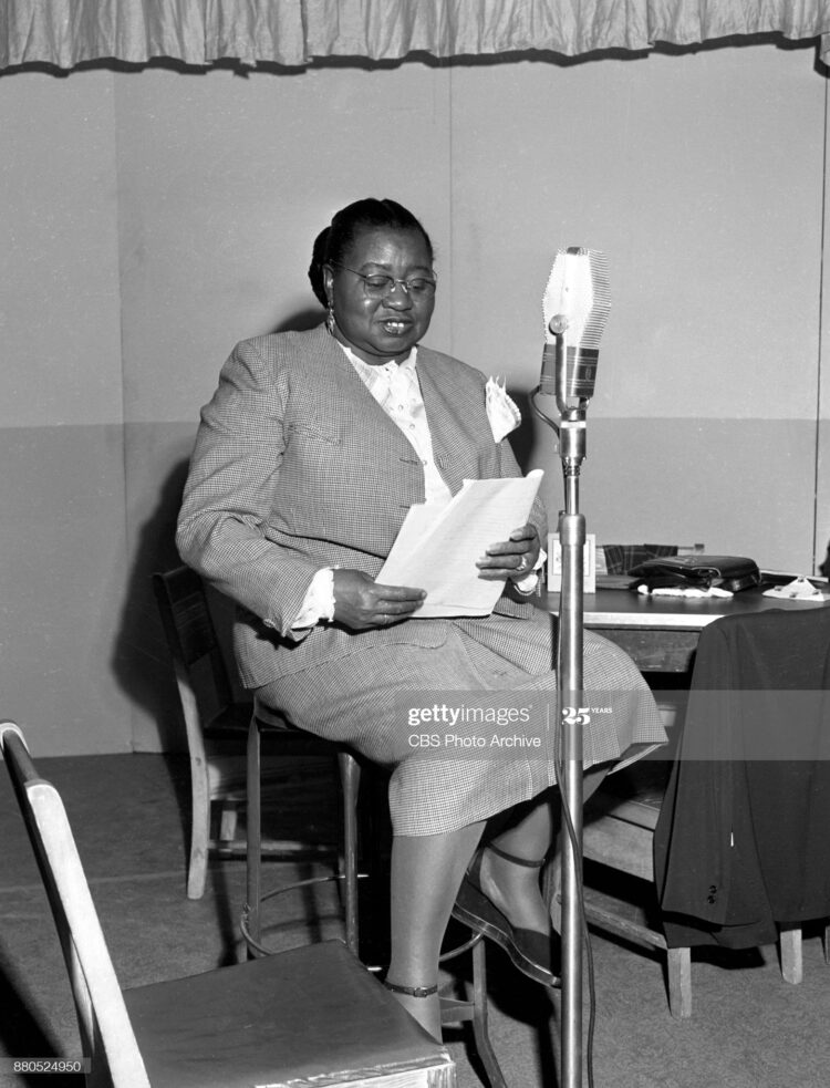 hattie mcdaniel feet